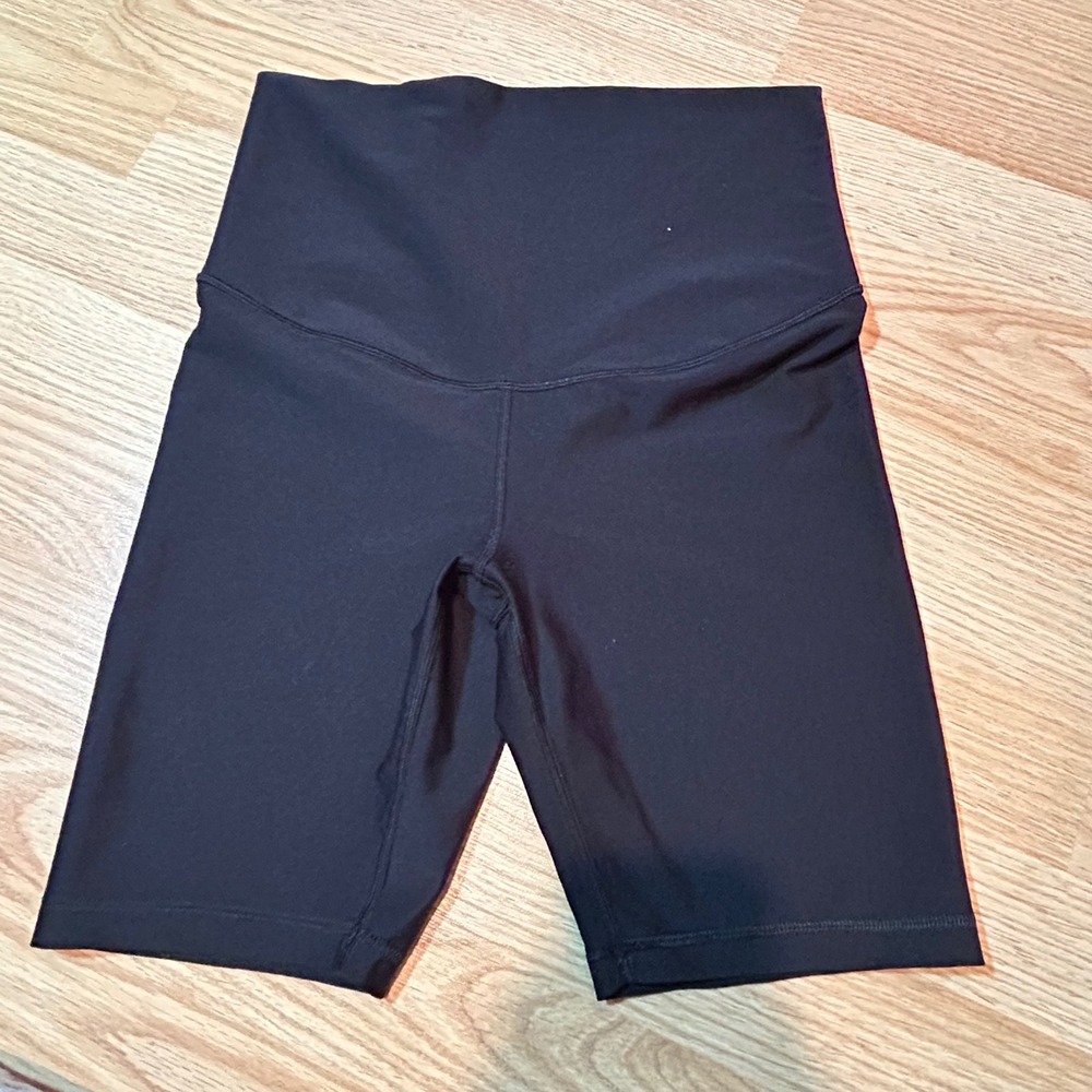 Old Navy Active Powersoft Extra High-Rise Bike Shorts Black XS Go-Dry Workout